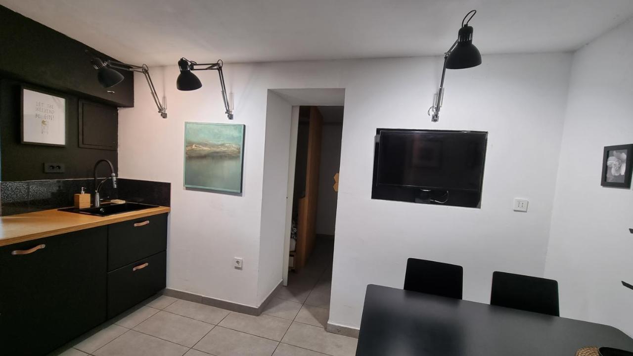 Secret Garden Of Piran Apartment Exterior foto