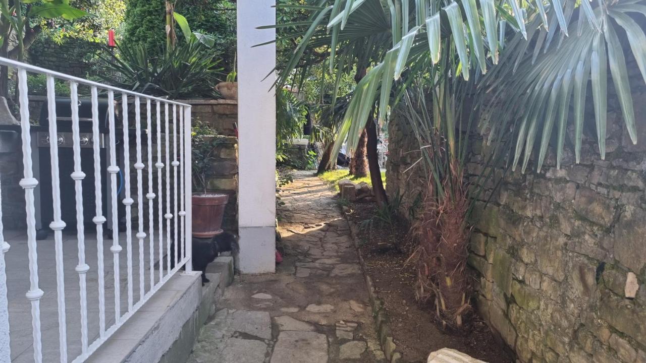 Secret Garden Of Piran Apartment Exterior foto